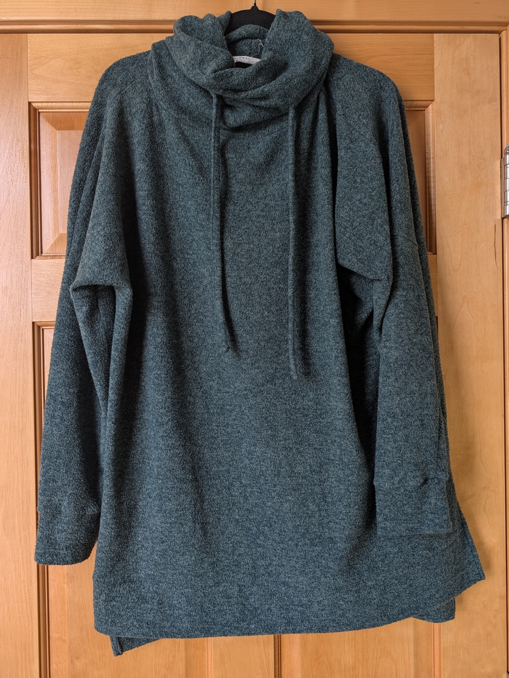 Zenana Outfitters Green Cowl Neck Sweater
